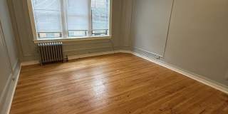 1369 West Estes Avenue 1369 West Estes Avenue Gallery 1