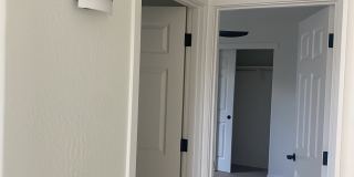 1316 Northeast 7th Street-A Gallery 14