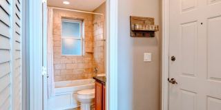 6146 N Ravenswood Avenue Gallery 6