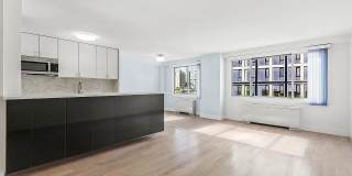 401 E 86th St Gallery 1