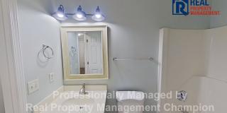Cute 3 BD/2 BA Townhome Style Near UNCW Gallery 12