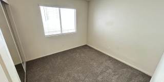Cozy 3Bed/2Bath/2Car Residence located in beautiful Summerlin! Gallery 16