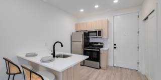 2400-12 East Huntingdon Street Gallery 7