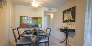 Avalon Woodland Hills Gallery 9