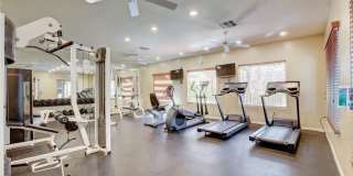 2305 W Horizon Ridge Parkway Gallery 32