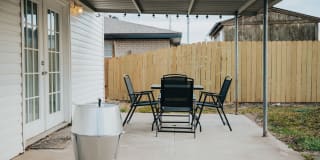 1607 Matilda Street Gallery 25