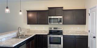 2 bedroom, 2.5 bath end unit unfurnished townhouse in Sneads Ferry Justice Farm Townhome community Gallery 7