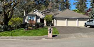 Cedar Mill, Gorgeous 3 bed 2.5 bath home. Walk through video Gallery 1