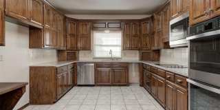 7201 NW 150th Street Gallery 12