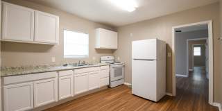 1021 Egania Street - A Gallery 3