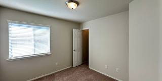 Viewable NOW!  Small Pets Accepted! Gallery 28