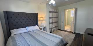 Adorable Garage Apartment Living in the Riverside Community Gallery 12