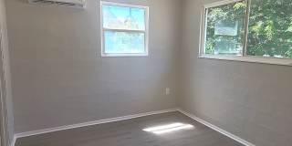 Charming 2 bedroom 1 bathroom Holly Hill home Gallery 11