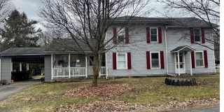 1872 Miles Street Gallery 1