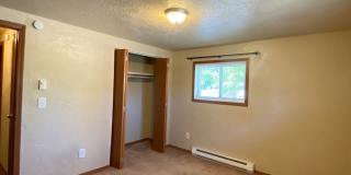 Spacious & Bright 2-Bedroom, 1-Bath upper-level fourplex- located in Spokane Valley! Spacious & Bright 2-Bedroom, 1-Bath upper-level fourplex- located in Spokane Valley! Gallery 11
