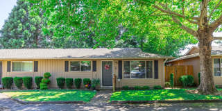 Two bedroom condo in Washougal - Includes Central AC Gallery 1