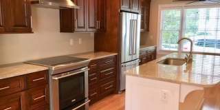 Harleston Village Town Home - Steps to the Battery, Colonial Lake and King Street! Gallery 7