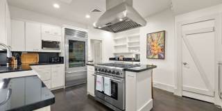 Kahala Palms: Charming Coastal Beach Home w/ Pool, Jacuzzi & Lush Garden Gallery 5