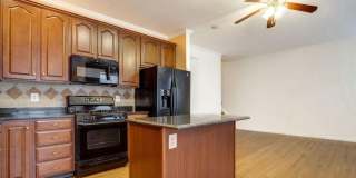 25859 KIRKWOOD Square Gallery 12