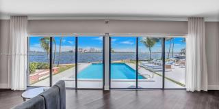 9101 N Bayshore Dr Gallery 1