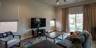 4 Bed, 3 Bath, 3 Car Garage Home For Rent Gallery 15