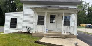 Charming 2 Bedroom, 1 Bathroom Home Available Now in Salem Lakes Gallery 1