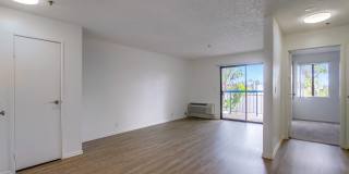 Senior Housing - Casa Pacifica Gallery 17