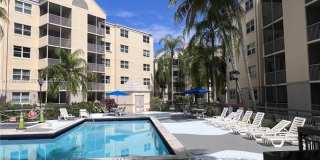 8215 Lake Dr Gallery 43