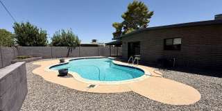 3702 E Paradise Drive Gallery 22