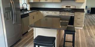 4 Bedroom Home on 4 Acres, Crown Point Schools! Gallery 1