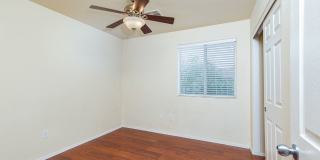 Very clean SW home near Sunset/215 for only $1875 Gallery 13