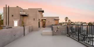 Brand New Building featuring 1 & 2 bedroom Flats & Townhomes! Gallery 18