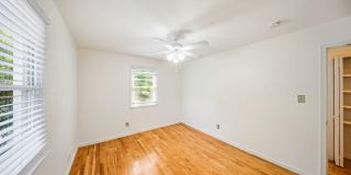 6715 TILDENWOOD Lane Gallery 10