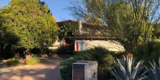 Woodland Hills Mid-Century Modern Retreat Gallery 20