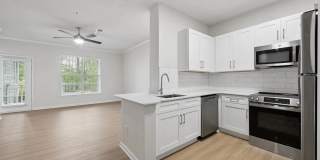Lex Alpharetta Apartments Gallery 32