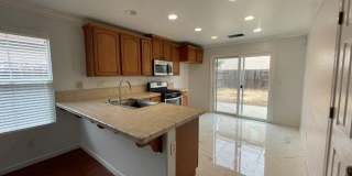 2 Bed 1 Bath Elk Grove Home Gallery 3