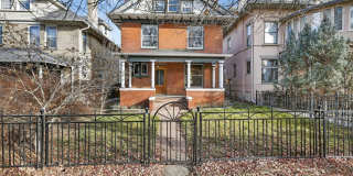 Charming 2 Bed 2 Bath Garden Unit with Shared Backyard Charming 2 Bed 2 Bath Garden Unit with Shared Backyard Gallery 1