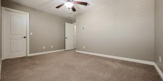 COMING SOON! Great Location!Stunning 6-bedroom Plus 7, 4.5-bathroom home located in Chandler Gallery 45