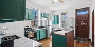 4057 N Damen Avenue Gallery 14