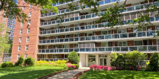 98-05 63 Road unit: 1C Gallery 1