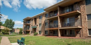 River Pointe River Pointe Gallery 20