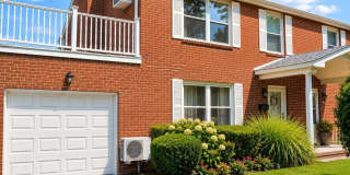 121 Manhasset Avenue Gallery 1