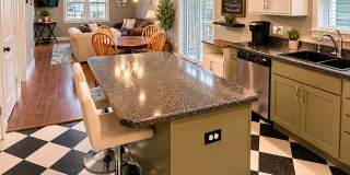 Fully Furnished Josephine Crossing Home – All Utilities Included Gallery 1