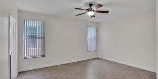 11032 Boston Drive Dr HOLLYWOOD, FL 33026 Gallery 13