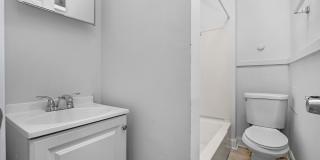 Beautifully Renovated 3 Bedroom 2.5 Bathroom Rental with study in McElderry Park VOUCHER Holders Wanted Gallery 16