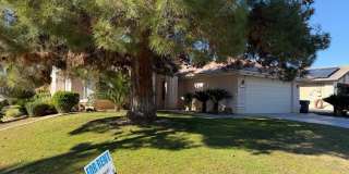 Charming 3-Bedroom Home in Northwest Bakersfield Gallery 1