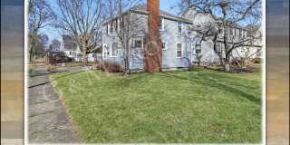 4-Bedroom Home Rental - Walk to Strong Hospital!! Gallery 5
