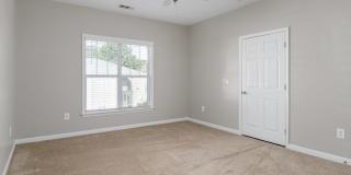 Marshall Square Apartments Gallery 8