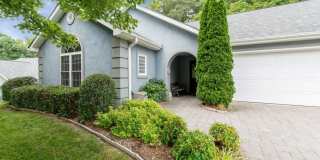 Spacious home in quiet East Asheville neighborhood Spacious home in quiet East Asheville neighborhood Gallery 1