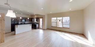 3bed/2.5 Bath Condo in Four Corners - Dog Friendly! Gallery 1